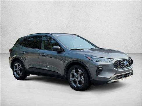 Used 2025 Ford Escape ST-Line FWD image 3