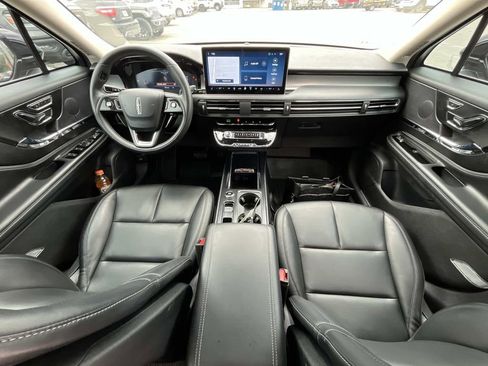 Used 2023 Lincoln Corsair FWD image 16