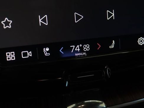 Used 2022 Volvo XC60 T8 Inscription Expression w/ Advanced Package image 20