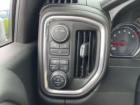 Used 2020 Chevrolet Silverado 2500 LT w/ All Star Edition AWD/4WD image 17