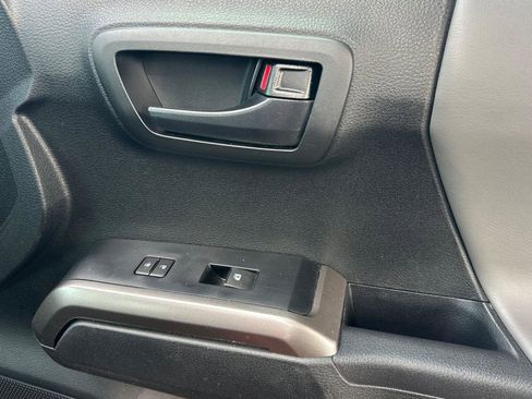 Used 2023 Toyota Tacoma SR5 image 17