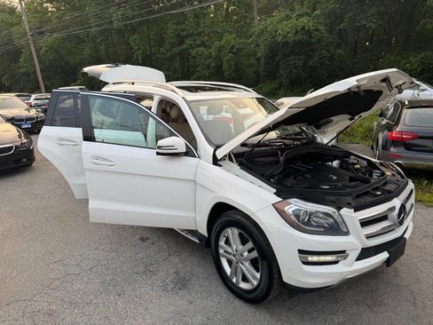 Used 2015 Mercedes-Benz GL 450 4MATIC image 8