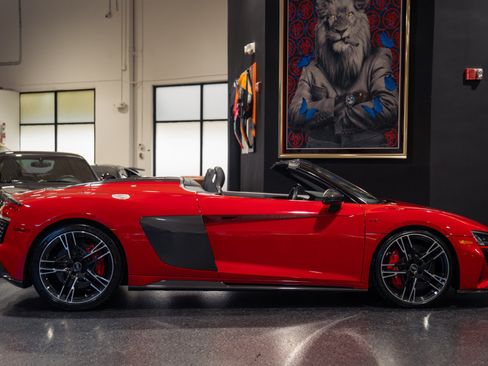 Used 2023 Audi R8 V10 performance AWD/4WD image 8