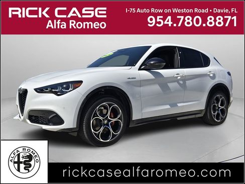 New 2026 Alfa Romeo Stelvio Sprint w/ Convenience Package AWD/4WD image 1