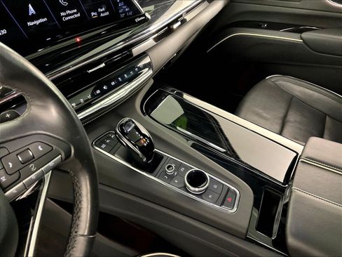 Used 2024 Cadillac Escalade Sport AWD/4WD image 18
