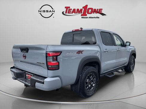 Used 2023 Nissan Frontier PRO-4X w/ Pro-4X Premium Package AWD/4WD image 8