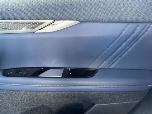 New 2026 Cadillac Optiq Luxury 2 image 14