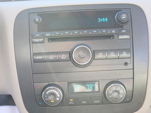 Used 2007 Buick Lucerne CXL image 20