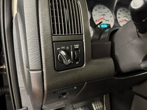 Used 2004 Dodge Ram 1500 Truck 2WD Regular Cab image 20