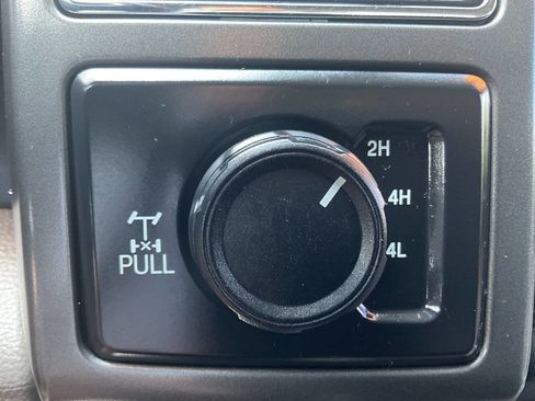 Used 2019 Ford F250 XLT w/ XLT Value Package AWD/4WD image 33