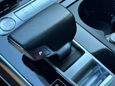 Used 2019 Audi Q8 Prestige w/ Towing Package image 21