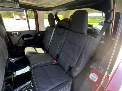 Used 2021 Jeep Wrangler Unlimited Sport AWD/4WD image 26