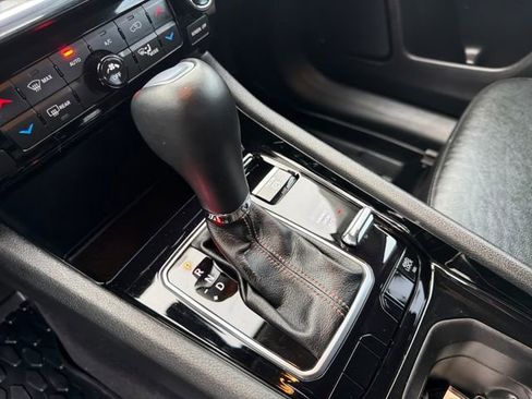 Used 2022 Jeep Compass Limited image 23