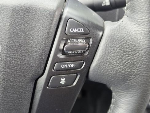 Used 2024 Nissan Frontier SV w/ Technology Package RWD image 17