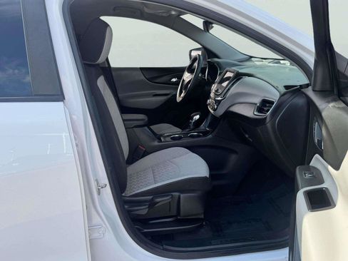 Used 2023 Chevrolet Equinox LS w/ LS Convenience Package FWD image 50