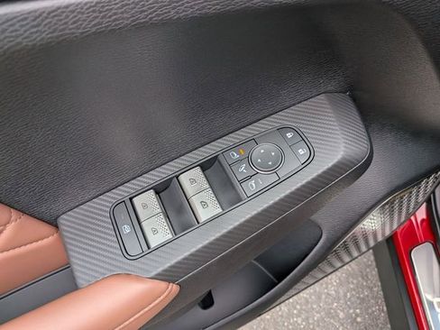 New 2026 Mitsubishi Outlander SEL image 13