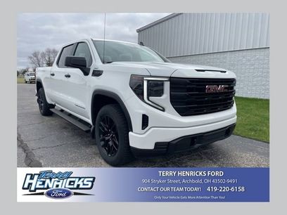 Used 2023 GMC Sierra 1500 Pro w/ Graphite Edition