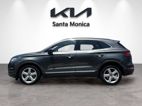 Used 2017 Lincoln MKC Premiere FWD image 3