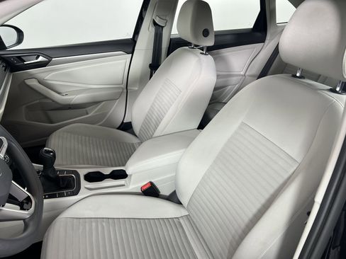 Used 2022 Volkswagen Jetta S image 14