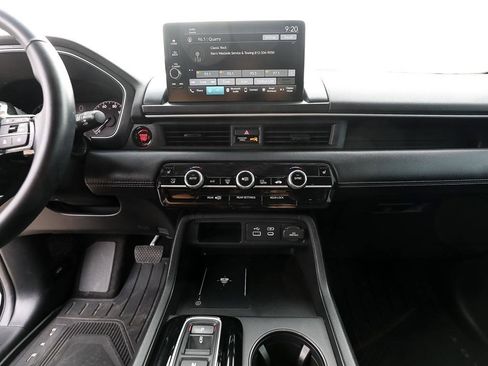 Used 2024 Honda Pilot EX-L image 16