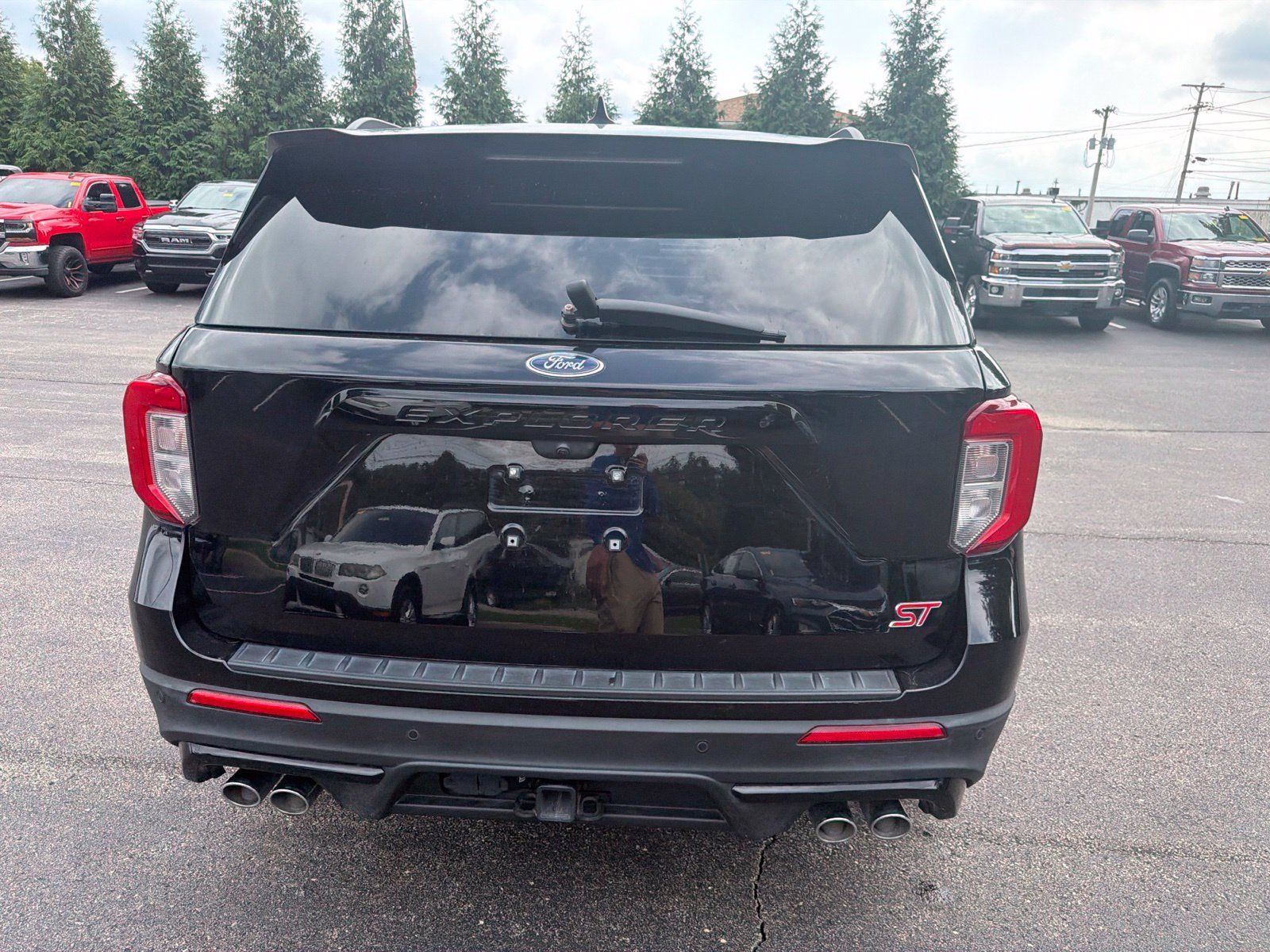 Used 2023 Ford Explorer ST w/ Equipment Group 401A AWD/4WD image 4