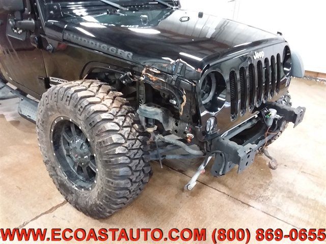 Used 2014 Jeep Wrangler Unlimited Sport w/ Quick Order Package 24S AWD/4WD image 16