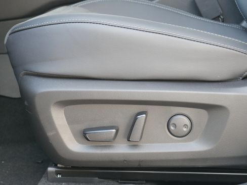 Used 2026 Mitsubishi Outlander SE AWD/4WD image 13