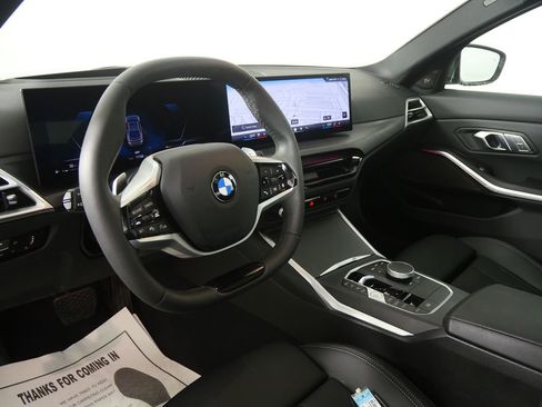 Used 2025 BMW 330i xDrive Sedan w/ Premium Package image 13