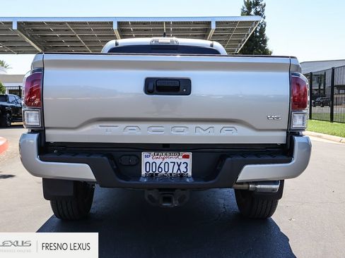 Used 2023 Toyota Tacoma TRD Sport RWD image 5
