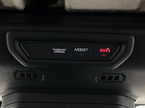 Used 2021 Jeep Wrangler Unlimited Sahara image 27