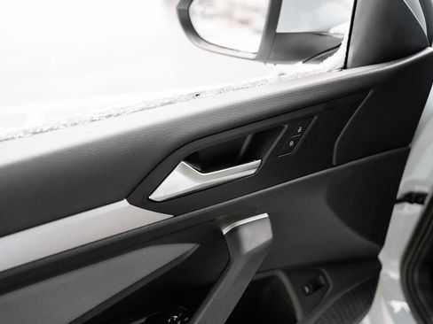 New 2026 Volkswagen Jetta SE image 21