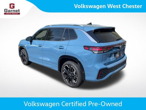 Certified 2025 Volkswagen Tiguan SEL R-Line AWD/4WD image 3