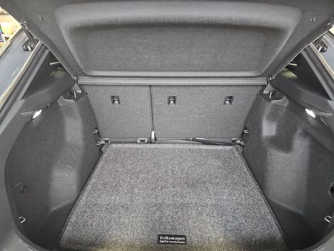 Used 2025 Volkswagen ID.4 Limited RWD image 12
