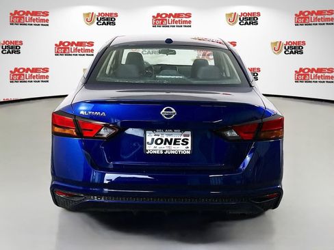 Used 2019 Nissan Altima 2.5 S FWD image 13