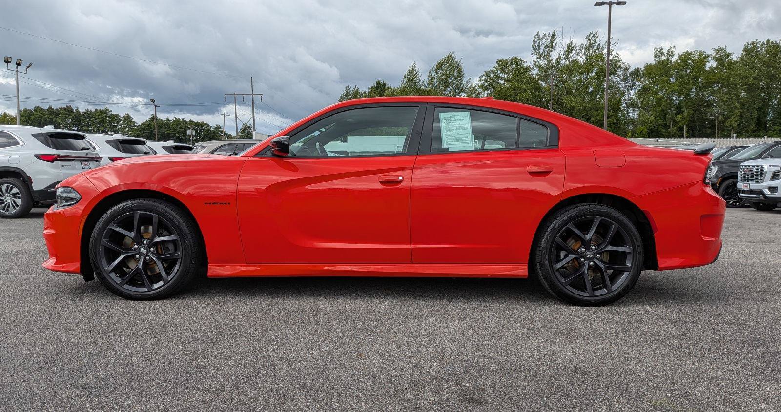 Used 2022 Dodge Charger R/T w/ Blacktop Package RWD image 6