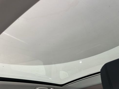 New 2024 Land Rover Discovery Sport S image 13