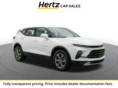 Used 2026 Chevrolet Blazer LT FWD image 1