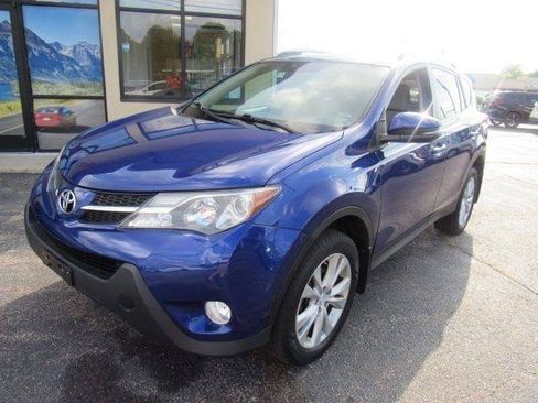Used 2014 Toyota RAV4 Limited AWD/4WD image 2