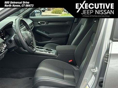 Used 2025 Honda Civic Sport image 6