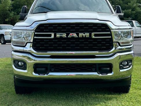 Used 2024 RAM 2500 Big Horn w/ Off Road Package AWD/4WD image 2