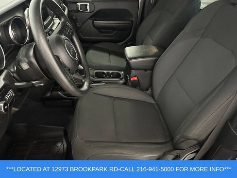 Used 2022 Jeep Wrangler Sport AWD/4WD image 8