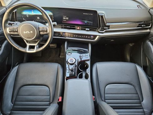 Certified 2025 Kia Sportage SX Prestige AWD/4WD image 25