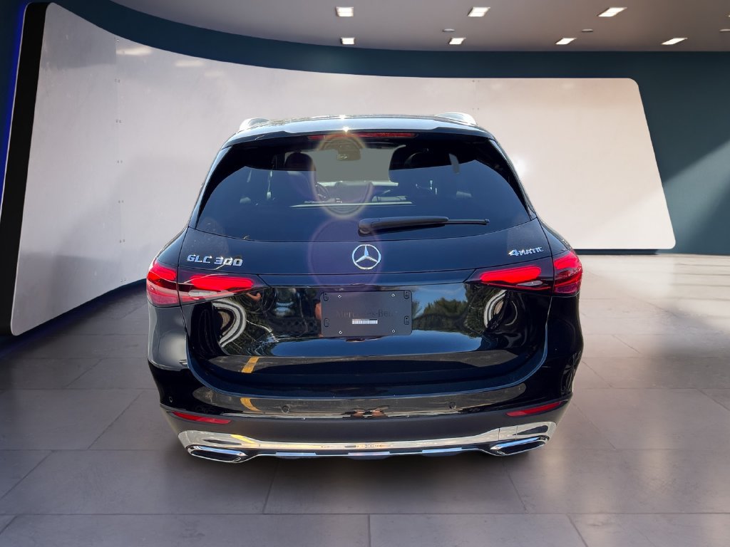 Certified 2026 Mercedes-Benz GLC 300 4MATIC image 4