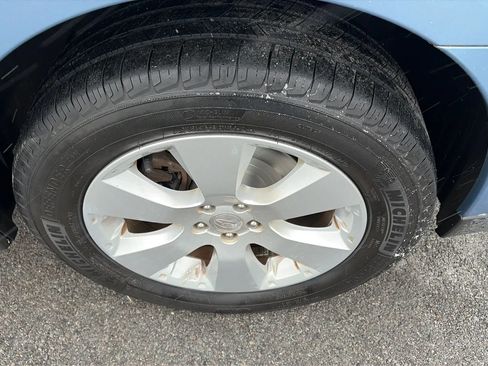 Used 2011 Subaru Outback 2.5i Premium w/ All-Weather Pkg image 21