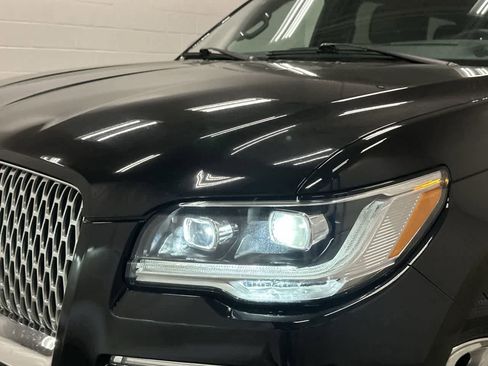 Used 2024 Lincoln Navigator Reserve AWD/4WD image 32