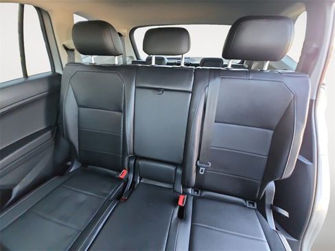 Used 2019 Volkswagen Tiguan SEL R-Line image 13