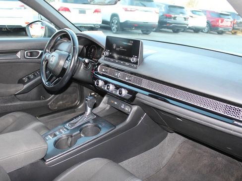 Used 2022 Honda Civic Sport image 16