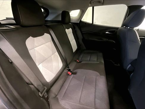 Used 2024 Chevrolet Trax LS w/ Driver Confidence Package FWD image 24