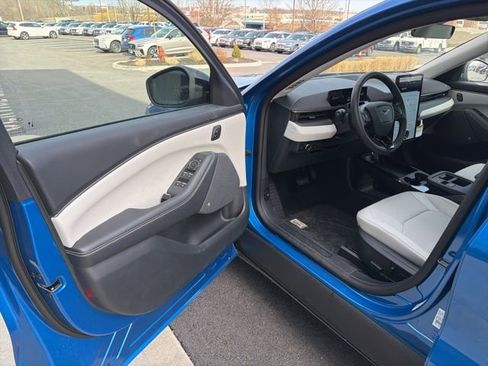 New 2026 Ford Mustang Mach-E Premium image 14