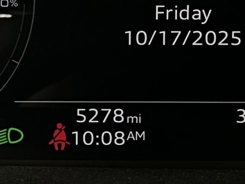 Used 2024 Audi e-tron GT Premium Plus image 18